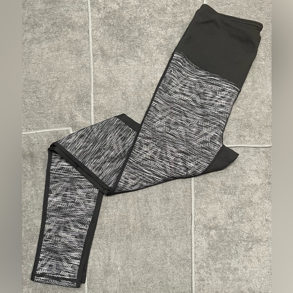 Mono B High Waist Leggings *Excellent Condition* Size S